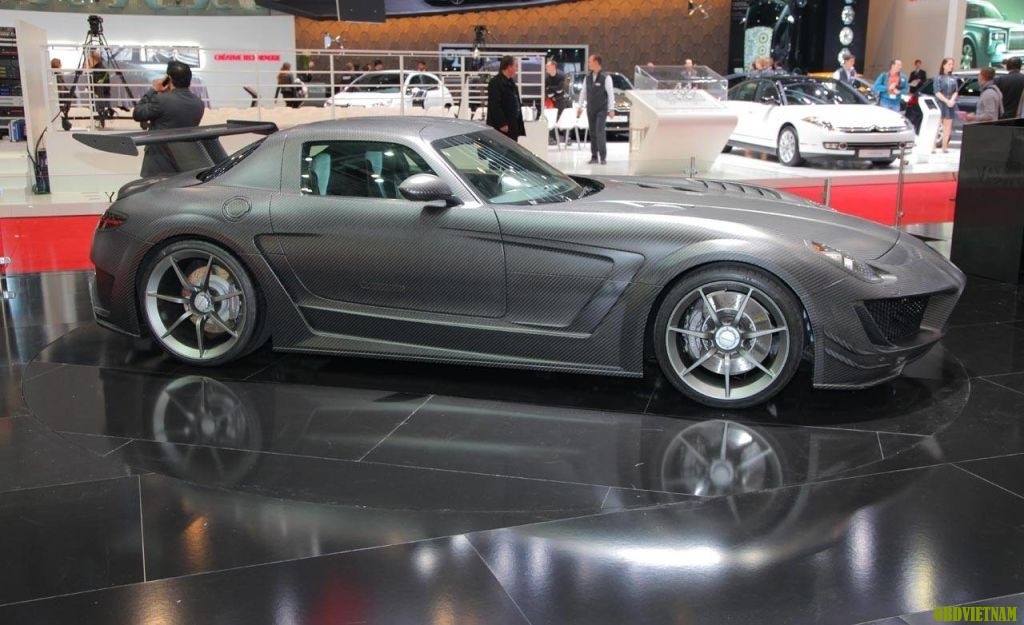 Tìm hiểu hệ thống truyền động của Mercedes SLS AMG chạy điện